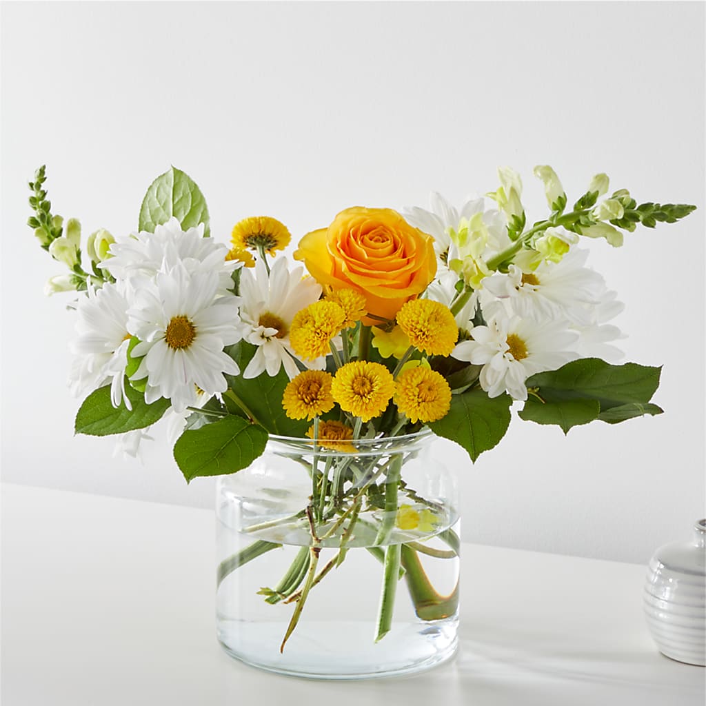 Sun Salutation Bouquet – MILAM FLORAL & GREENHOUSE, Havre MT