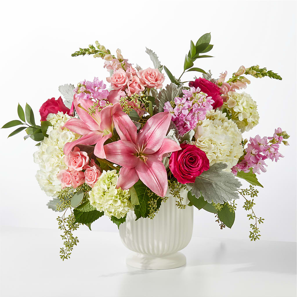 Antique Shopping Bouquet – MILAM FLORAL & GREENHOUSE, Havre MT