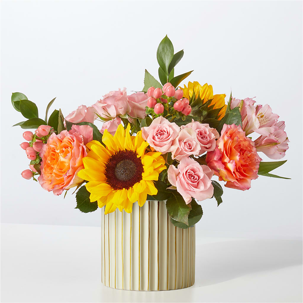 Sun's Out Bouquet – MILAM FLORAL & GREENHOUSE, Havre MT