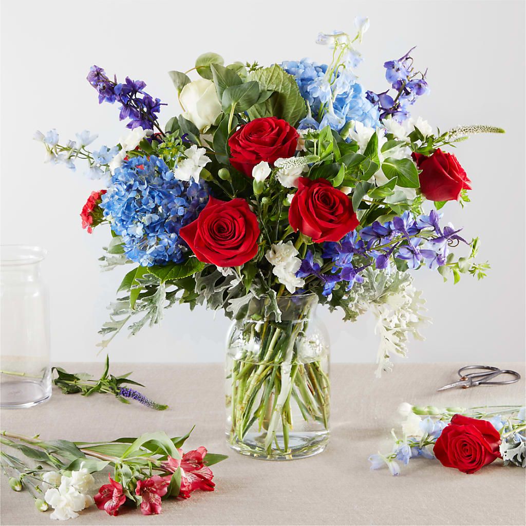 Star Spangled - A Florist Original – MILAM FLORAL & GREENHOUSE, Havre MT