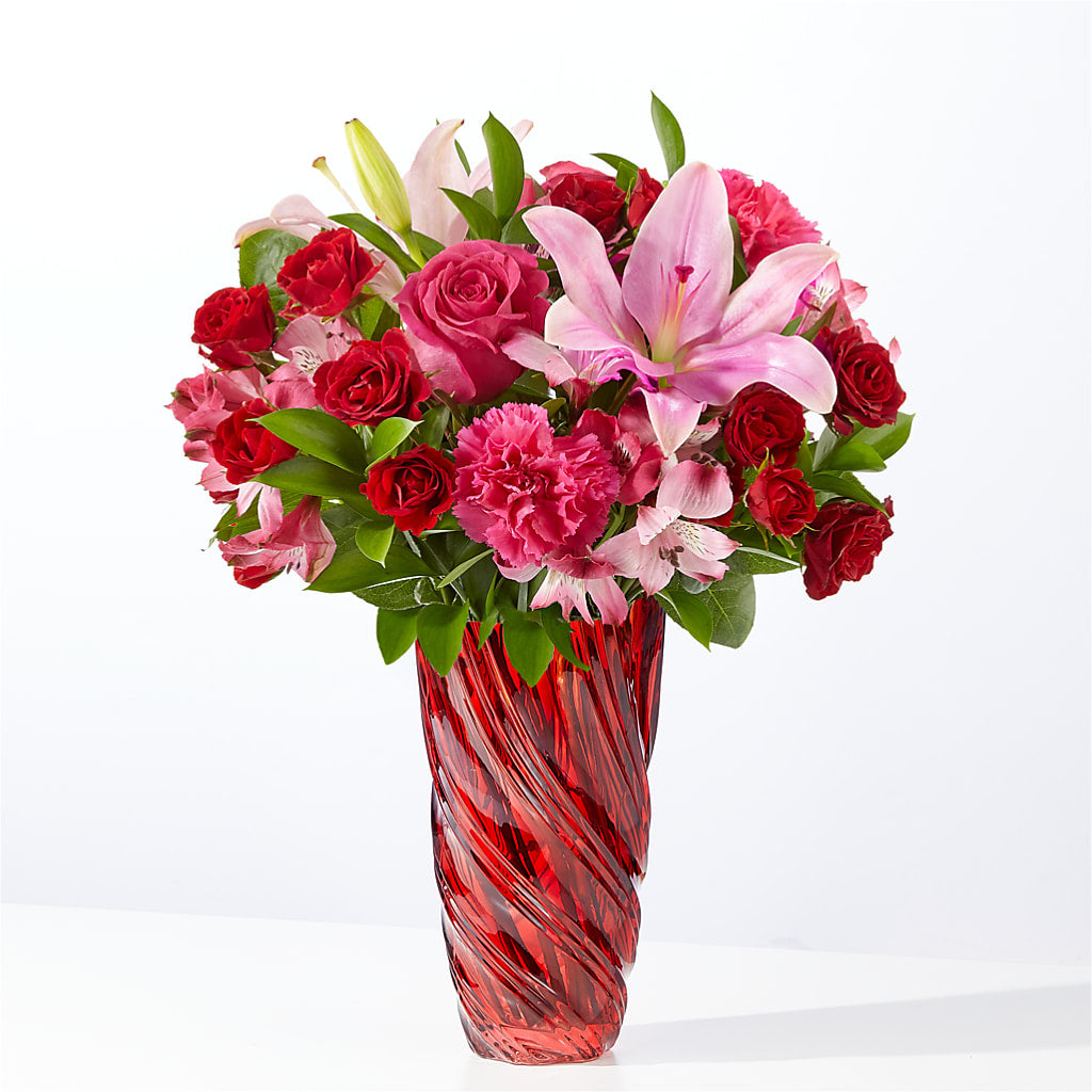 In Love Bouquet with Luxe Swirl Vase – MILAM FLORAL & GREENHOUSE, Havre MT