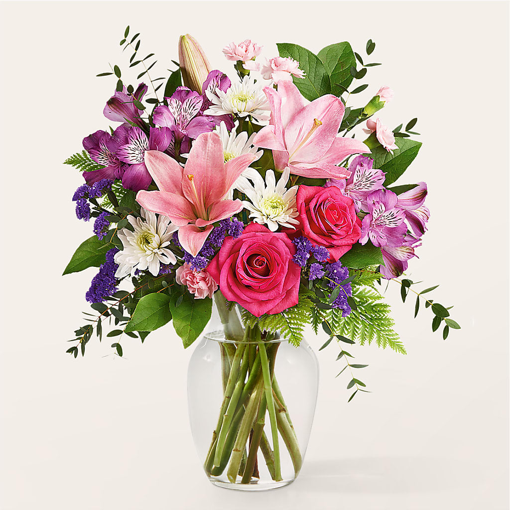 Lace & Pearls Bouquet – MILAM FLORAL & GREENHOUSE, Havre MT