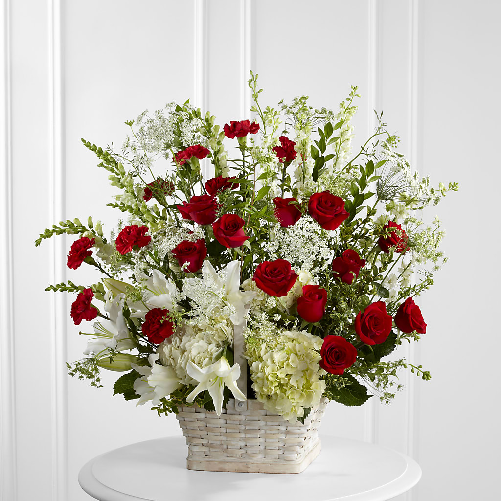 In Loving Memory Arrangement – MILAM FLORAL & GREENHOUSE, Havre MT