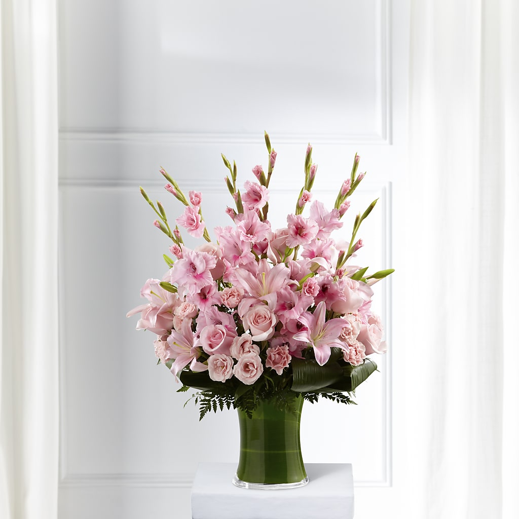 Lovely Tribute Bouquet – MILAM FLORAL & GREENHOUSE, Havre MT