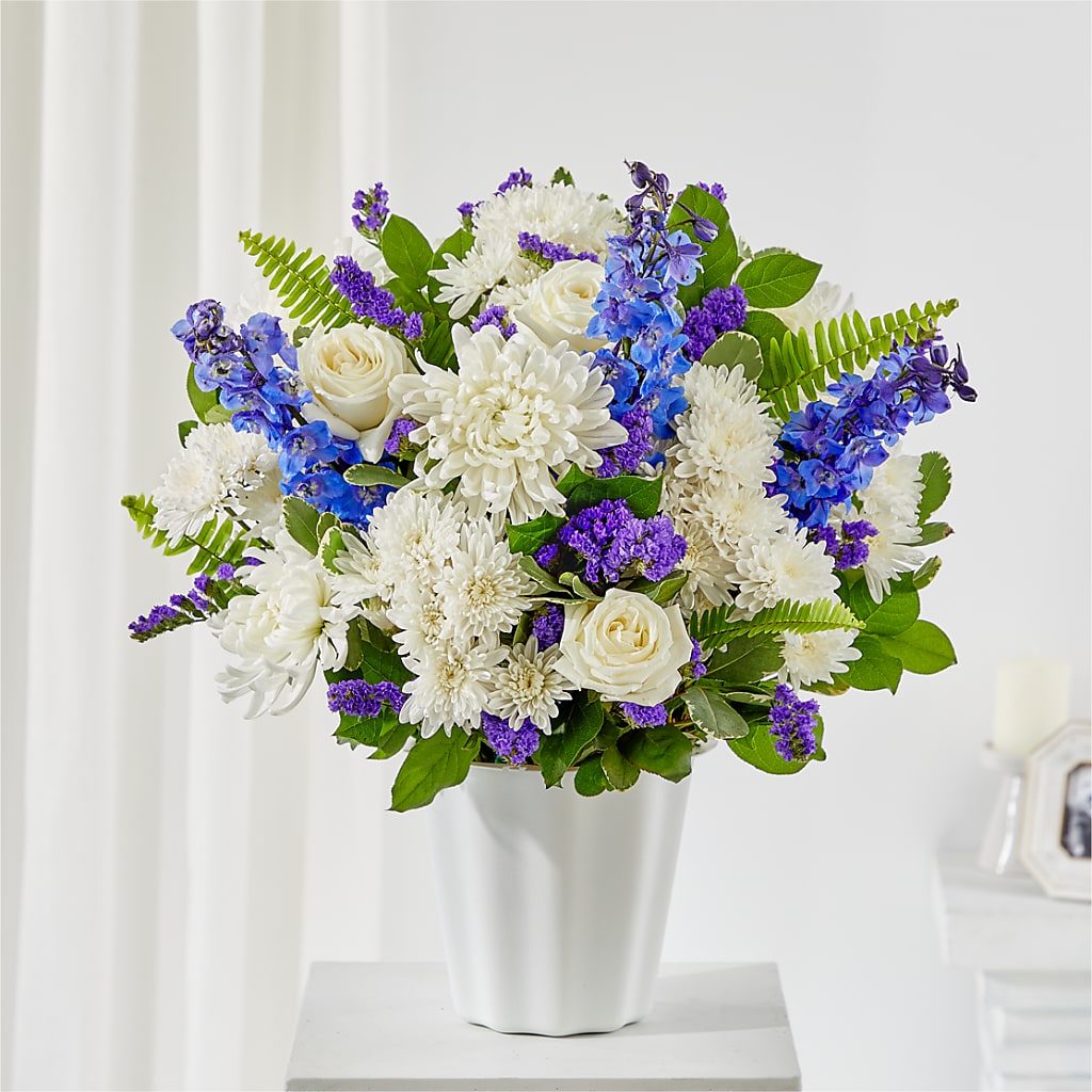 Hold Dear Tabletop Basket – MILAM FLORAL & GREENHOUSE, Havre MT