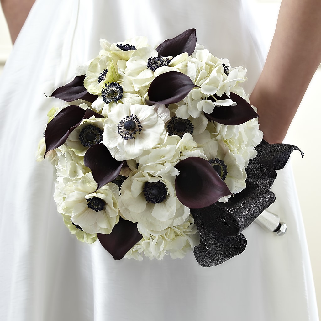 To Have and To Hold Bouquet – MILAM FLORAL & GREENHOUSE, Havre MT