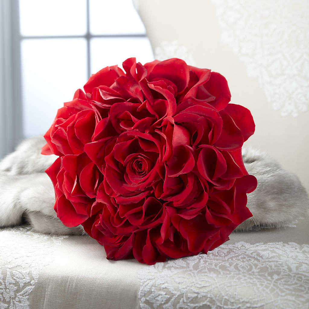 Composite Rose Bouquet – MILAM FLORAL & GREENHOUSE, Havre MT