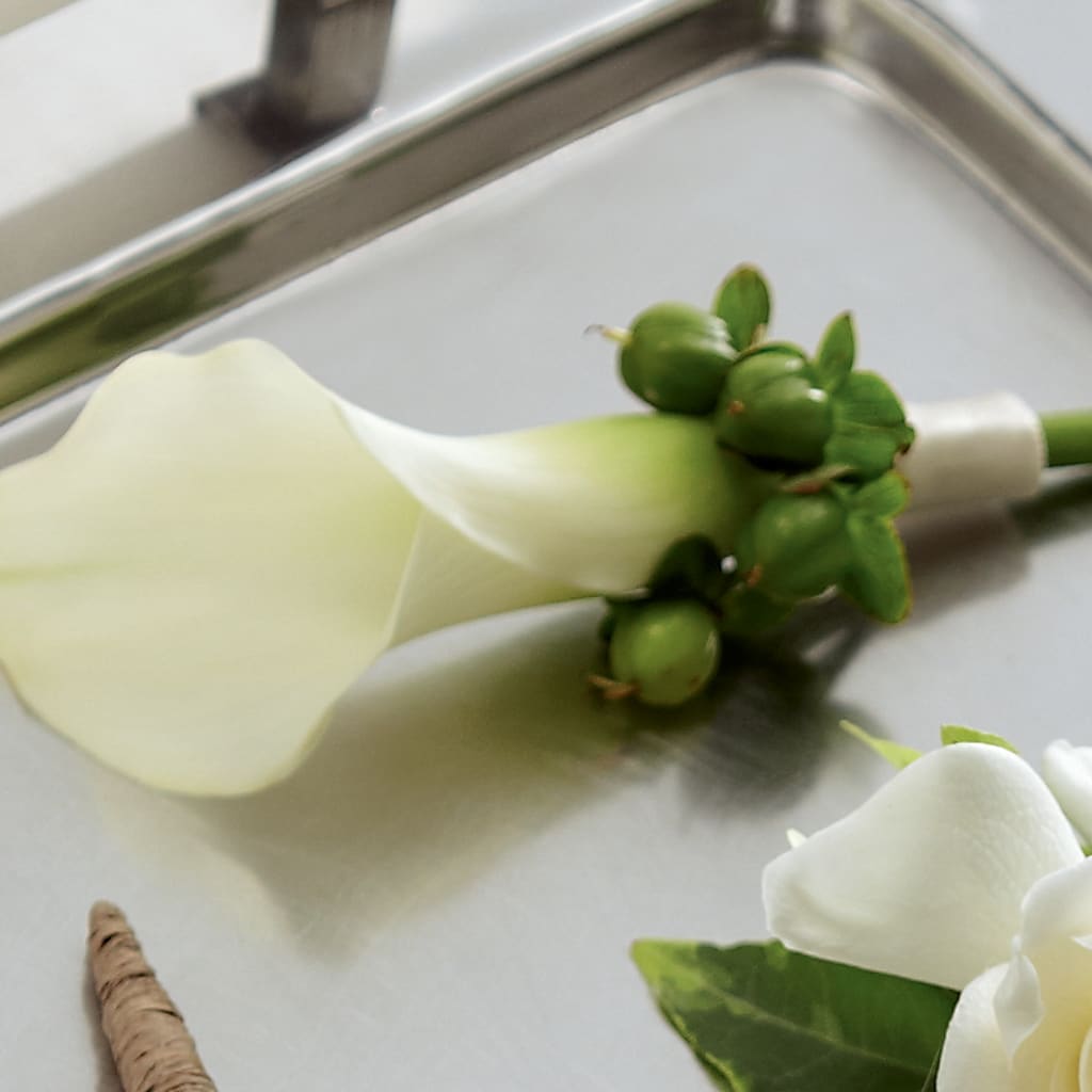 White Calla Boutonniere – MILAM FLORAL & GREENHOUSE, Havre MT