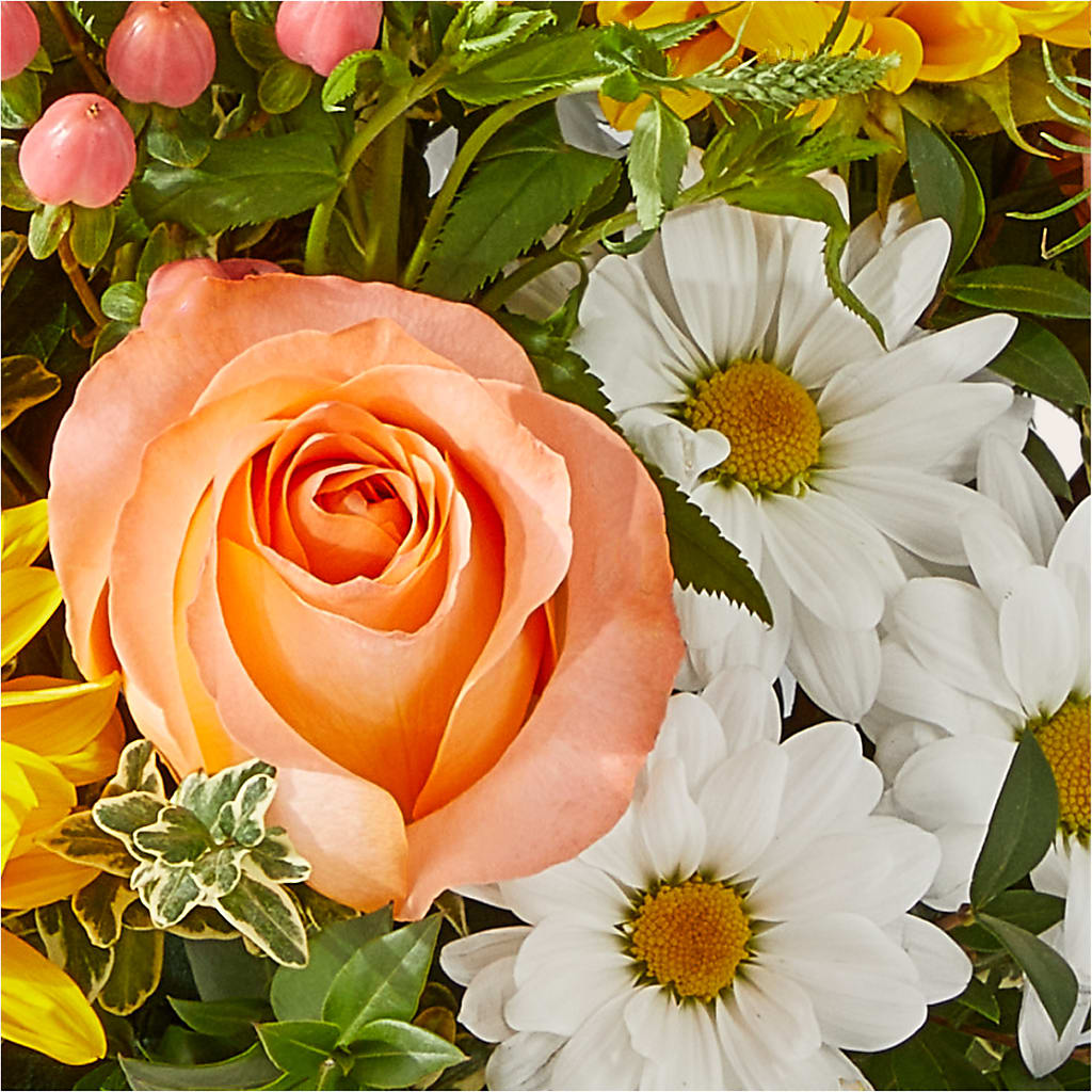 The Good Life Bouquet – MILAM FLORAL & GREENHOUSE, Havre MT