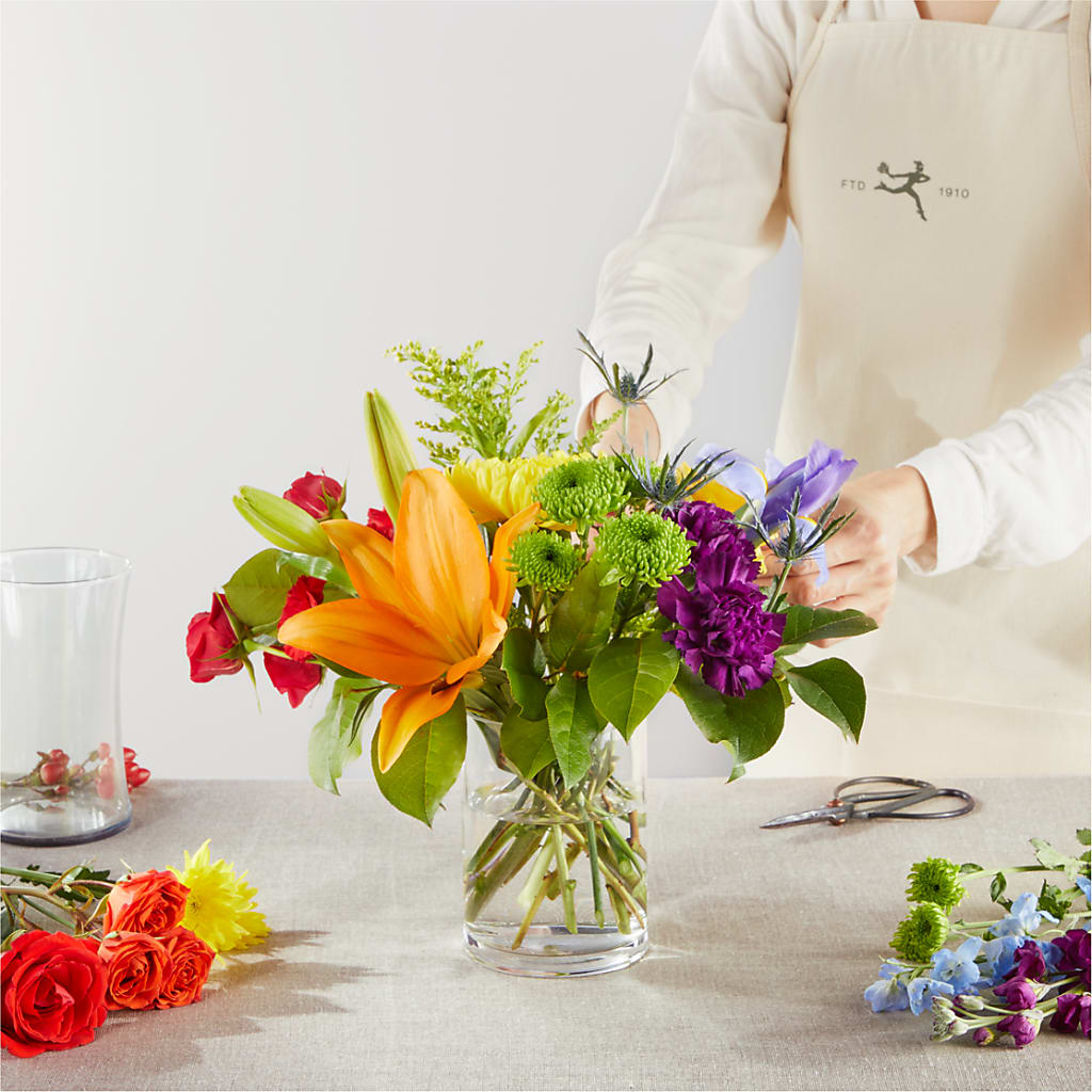Summer Spectra - A Florist Original – MILAM FLORAL & GREENHOUSE, Havre MT