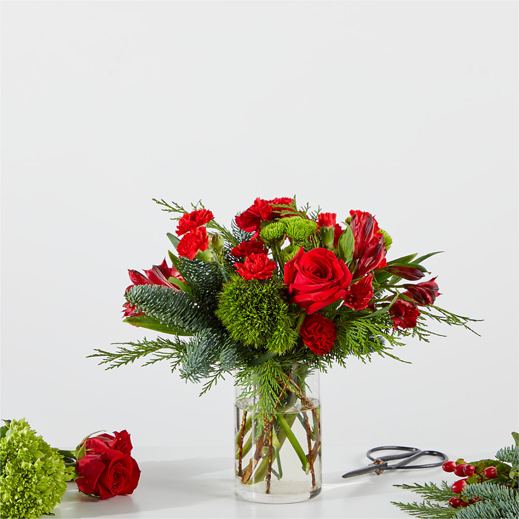 Merry Moment Bouquet – A Florist Original – MILAM FLORAL & GREENHOUSE, Havre MT