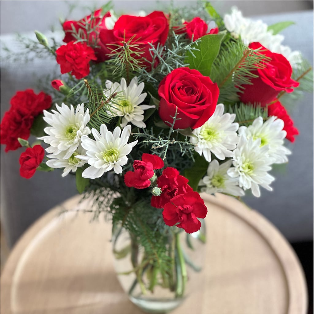 Seasonal Magic Bouquet – MILAM FLORAL & GREENHOUSE, Havre MT
