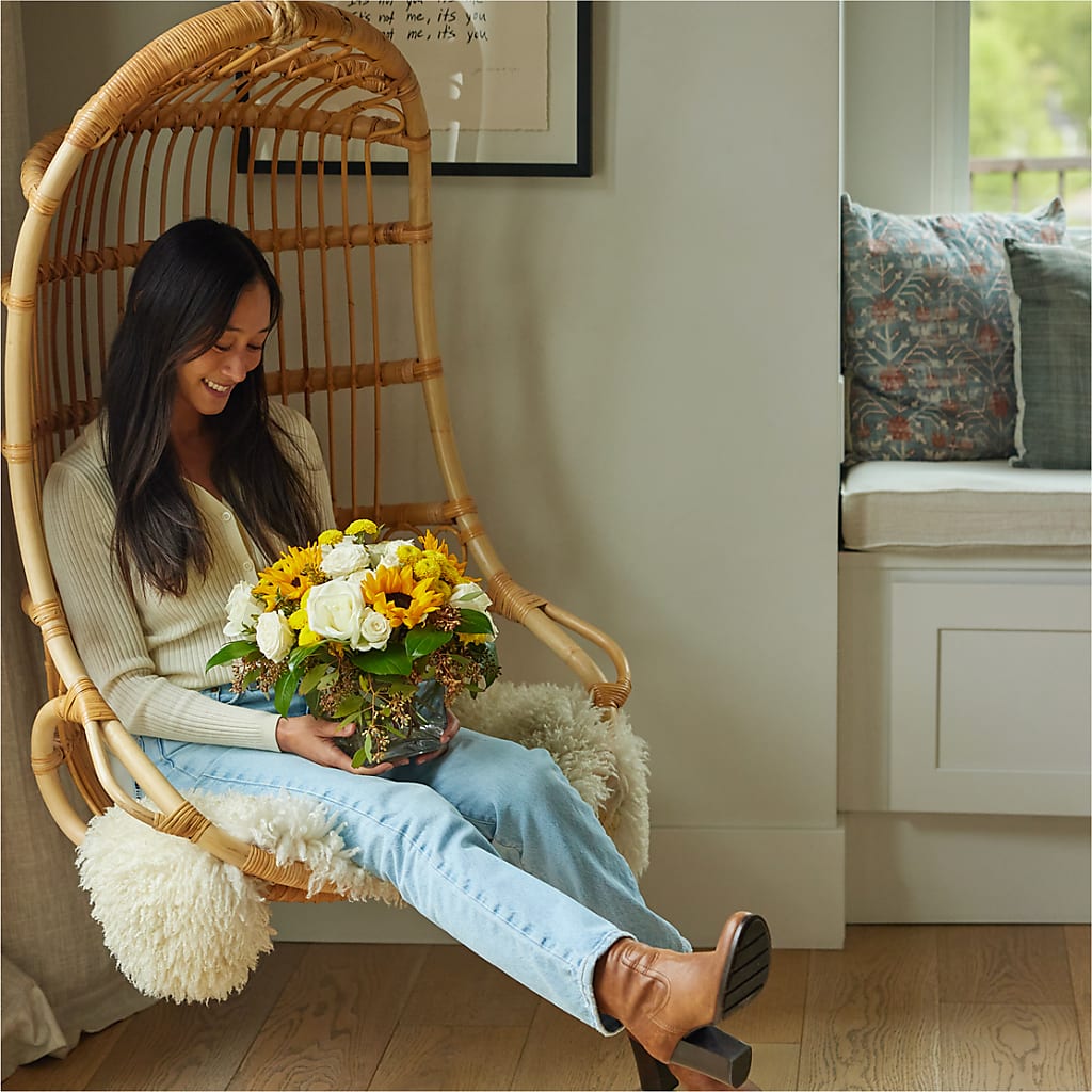 Luminous Morning Bouquet – MILAM FLORAL & GREENHOUSE, Havre MT