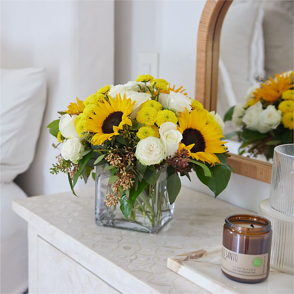 Luminous Morning Bouquet – MILAM FLORAL & GREENHOUSE, Havre MT
