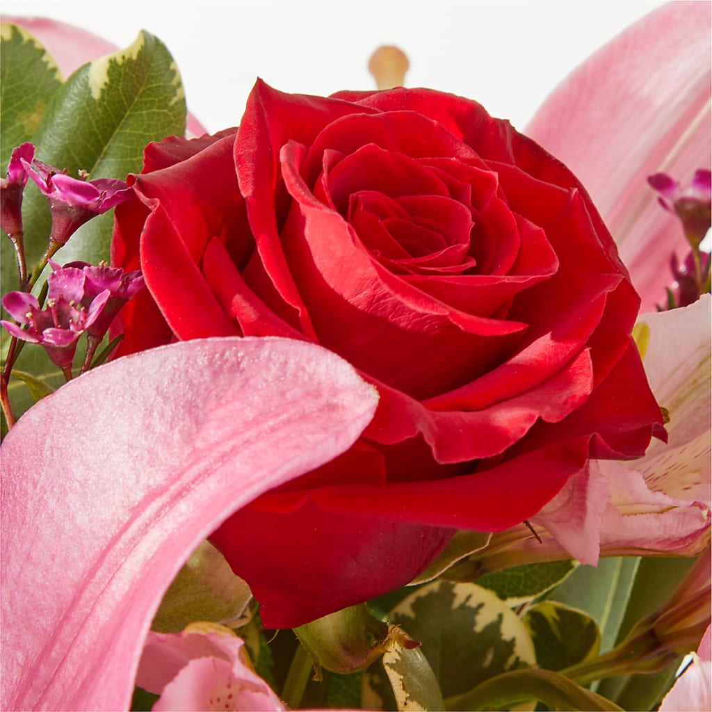 Lucky in Love Bouquet – MILAM FLORAL & GREENHOUSE, Havre MT