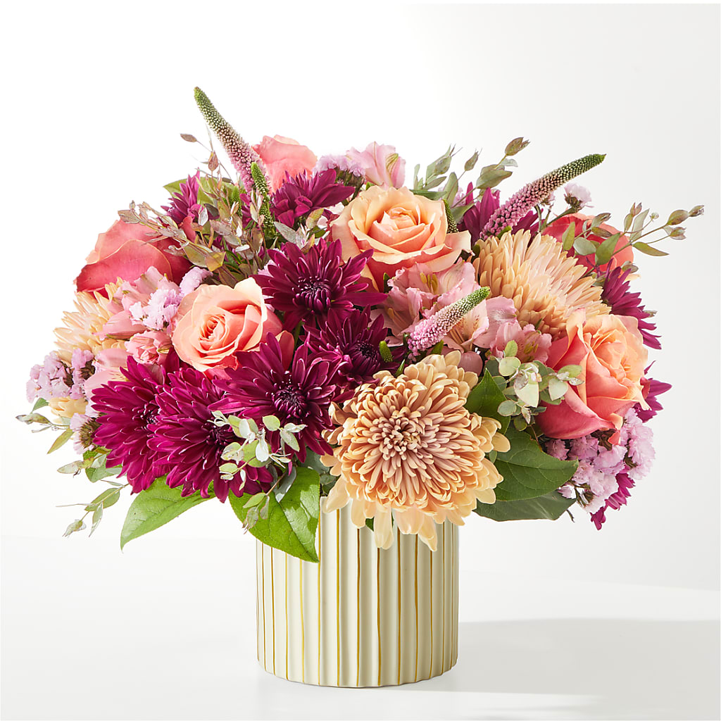 Berry Cobbler Bouquet with Ivory Vase – MILAM FLORAL & GREENHOUSE, Havre MT