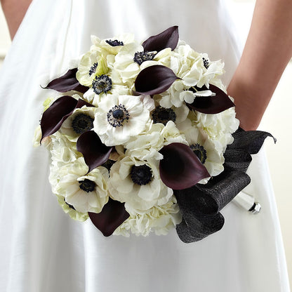 To Have and To Hold Bouquet – MILAM FLORAL & GREENHOUSE, Havre MT