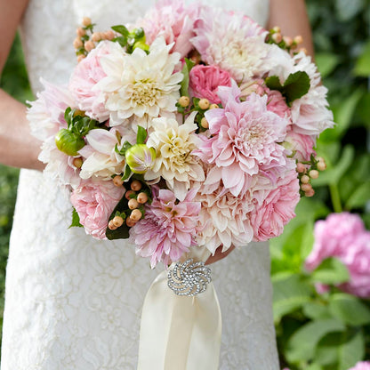Heart's Promise Bouquet – MILAM FLORAL & GREENHOUSE, Havre MT
