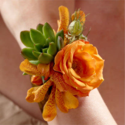 Irresistible Love Wrist Corsage – MILAM FLORAL & GREENHOUSE, Havre MT